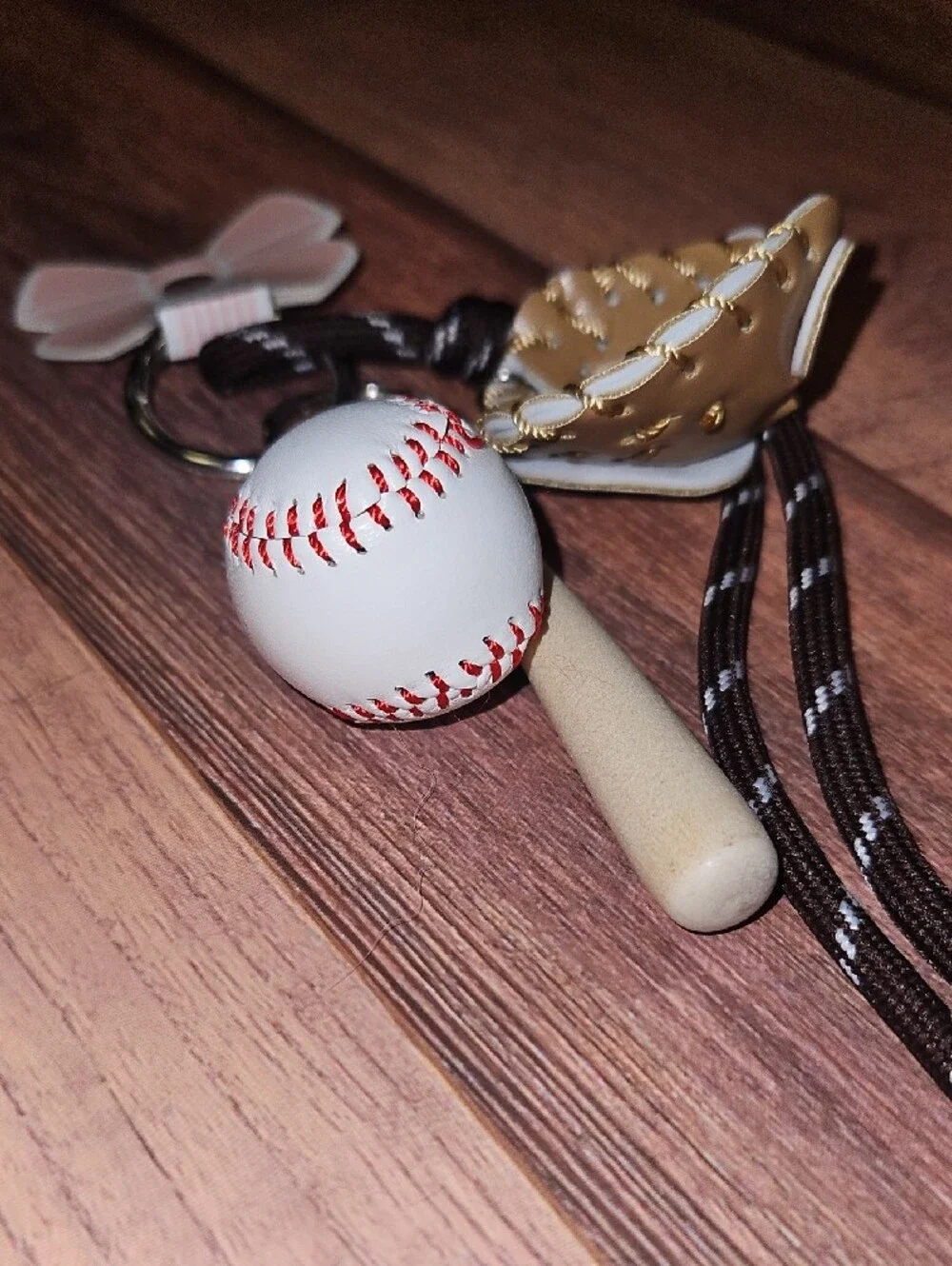 Baseball Keychain with Glove, Ball & Bat - Brown/White - Picture 2 of 8